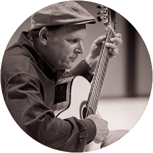 Classical-Guitarist-Barry